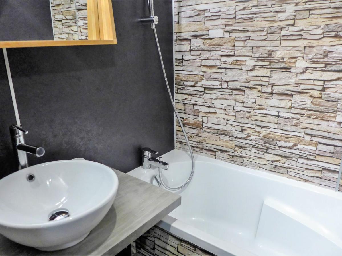 Apartment Clos Du Savoy-15 By Interhome Chamonix ภายนอก รูปภาพ